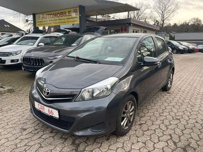 Gebraucht Toyota Yaris Edition 69 PS (50 kW) 2014 Grau Kleinwagen