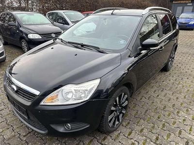 Gebraucht Ford Focus 116 PS (85 kW) 2009 Pantherschwarz metallic Kombi