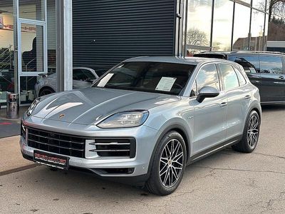 Gebraucht Porsche Cayenne 305 PS (224 kW) 2024 Silber SUV