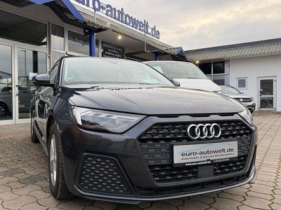 Gebraucht Audi A1 Sportback Ambiente 95 PS (69 kW) 2019 Manhattangrau metallic Kleinwagen