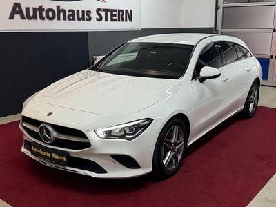 Gebraucht Mercedes CLA200 Shooting Brake 150 PS (110 kW) 2020 Weiß Kombi