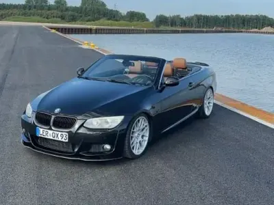 Gebraucht BMW 335 Cabriolet Performance 306 PS (225 kW) 2010 Schwarz Cabrio