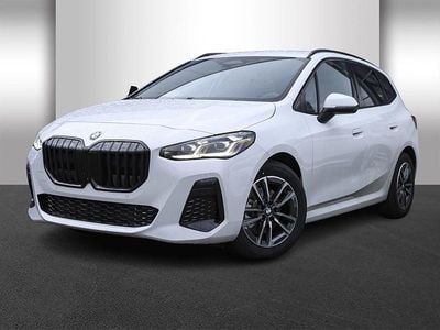 Neu BMW 218 Performance 136 PS (100 kW) 2026 Weiß Limousine