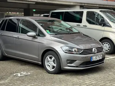 Gebraucht VW Golf Sportsvan Comfortline 125 PS (91 kW) 2015 Grau Van / Kleinbus
