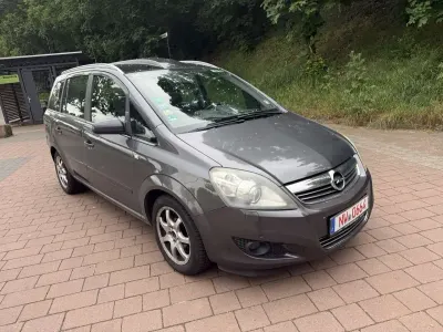 Gebraucht Opel Zafira Innovation 150 PS (110 kW) 2009 Karbongrau Van / Kleinbus