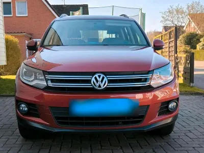 Gebraucht VW Tiguan 160 PS (117 kW) 2012 Rot SUV