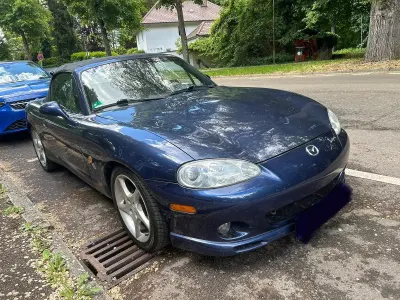 Używany Mazda MX5 Sportive 145 KM (106 kW) 2003 Niebieski Kabriolet