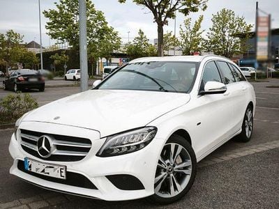Gebraucht Mercedes C300e 306 PS (225 kW) 2020 Weiß Limousine