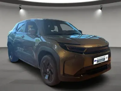Neu Toyota Urban Cruiser 127 kW (174 PS) 2026 Grün SUV