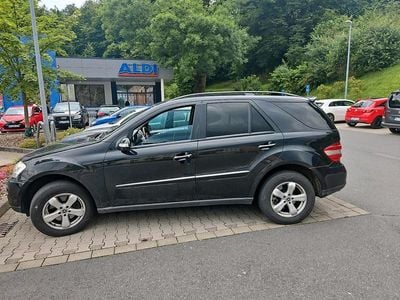 Mercedes ML320
