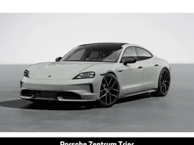 Usata Porsche Taycan Black Edition 319 kW (435 CV) 2026 Bianco Berlina