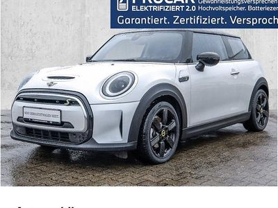 Gebraucht Mini Cooper SE Classic 135 kW (184 PS) 2022 Weiß Kleinwagen