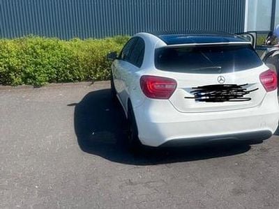 Usata Mercedes A180 122 CV (89 kW) 2014 Bianco Berlina