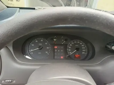 Gebraucht Renault Scénic 107 PS (78 kW) 1999 Silber Van / Kleinbus