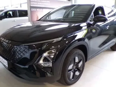 Neu Omoda 5 224 PS (164 kW) 2026 Carbon crystal black SUV