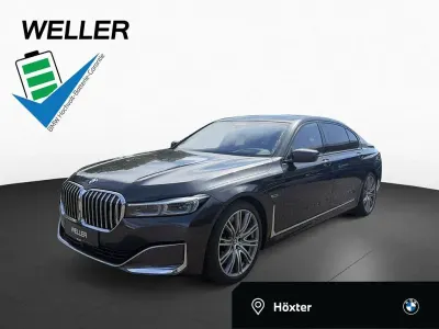 Gebraucht BMW 745e Shadowline 396 PS (291 kW) 2022 Grau Limousine