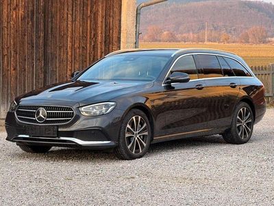Gebraucht Mercedes E300 306 PS (225 kW) 2021 Schwarz Limousine
