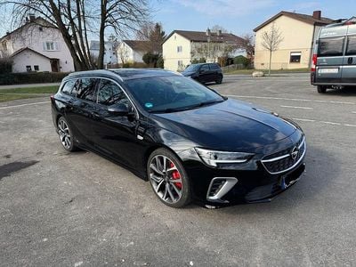 Second-hand Opel Insignia 230 CP (169 kW) 2021 Negru Break