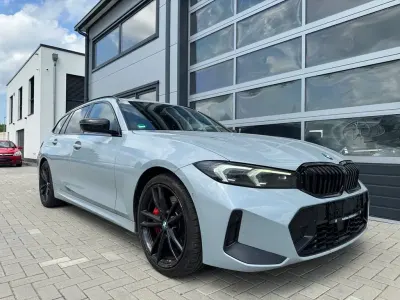 Gebraucht BMW 330 M Sport 286 PS (210 kW) 2023 Grau Kombi