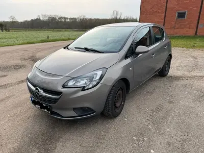Gebraucht Opel Corsa 90 PS (66 kW) 2015 Silber Kleinwagen