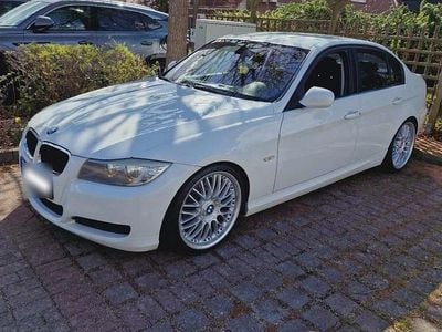 Second-hand BMW 316 Sport Line 116 CP (85 kW) 2011 Alb Berlinǎ