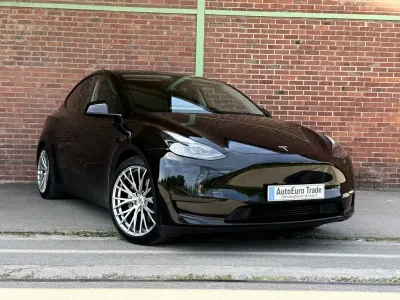 Gebraucht Tesla Model Y Standard Range 255 kW (347 PS) 2023 Schwarz SUV