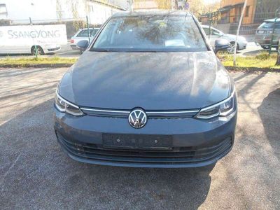 gebraucht VW Golf VIII Lim. Life eTSI