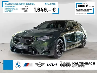 Neu BMW M5 Sport Line 727 PS (534 kW) 2026 Grün Kombi
