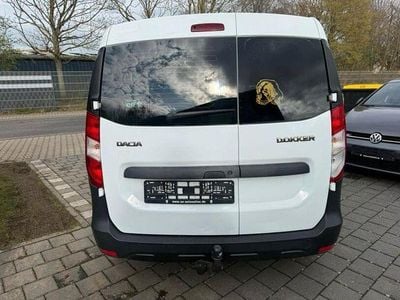 Gebraucht Dacia Dokker Essentiel 102 PS (75 kW) 2017 Weiß Van / Kleinbus