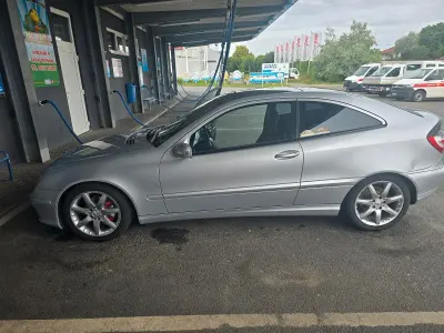 Gebraucht Mercedes CLC220 170 PS (125 kW) 2005 Schwarz Coupé