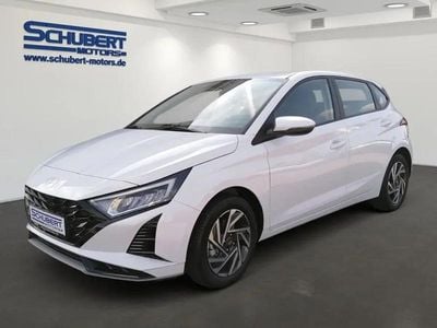Atlas white / sol Neu 2025 Hyundai i20 Trend Kleinwagen | 22.190 € (Fairer Preis)