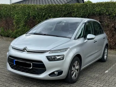 Używany Citroën C4 85 KM (62 kW) 2013 Srebrny Sedan/Limuzyna