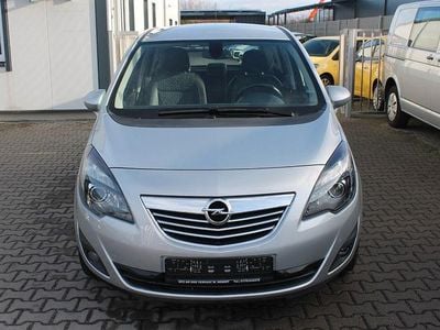 Silber Gebraucht 2011 Opel Meriva Innovation Van / Kleinbus | 6.450 € (Fairer Preis)