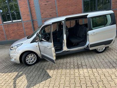 Ford Grand Tourneo Connect