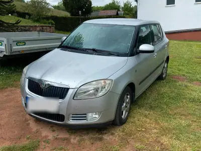 Gebraucht Skoda Fabia 80 PS (58 kW) 2008 Silber Coupé
