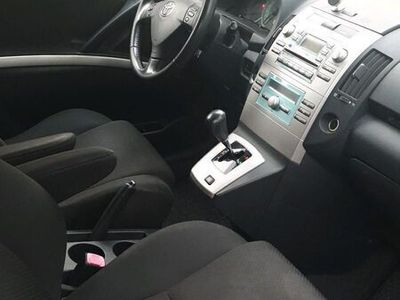 gebraucht Toyota Corolla • Rückseite 1,8 Benziner 7 Sitze 4.200