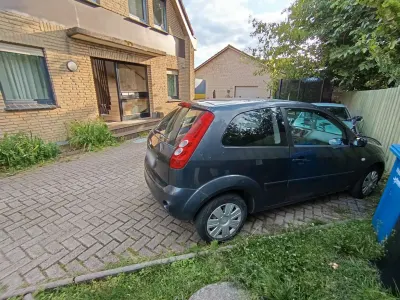 Gebraucht Ford Fiesta 44 PS (32 kW) 2008 Kleinwagen
