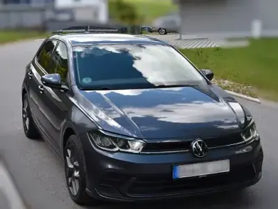 Gebraucht VW Polo Life 95 PS (69 kW) 2022 Grau Kleinwagen