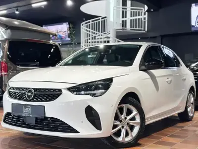 Gebraucht Opel Corsa Elegance 101 PS (74 kW) 2023 Weiß Kleinwagen