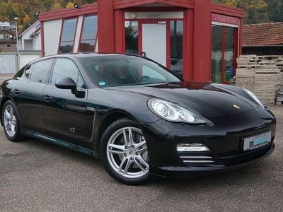 Porsche Panamera 4S