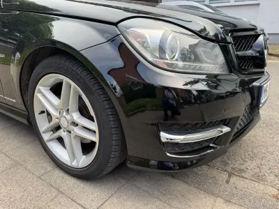 Gebraucht Mercedes C180 Avantgarde 156 PS (114 kW) 2012 Schwarz Limousine