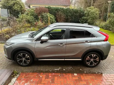 Gebraucht Mitsubishi Eclipse Cross Top 148 PS (108 kW) 2020 Grau SUV