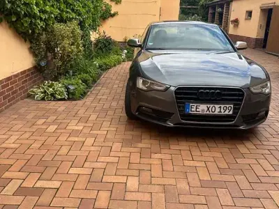 Gebraucht Audi A5 Sport 170 PS (125 kW) 2012 Silber Coupé