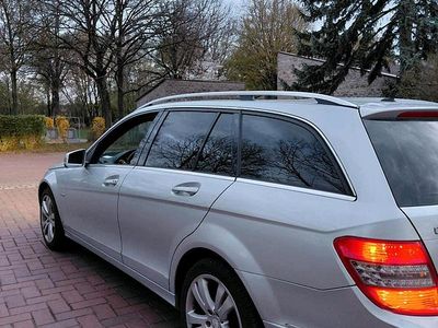 Gebraucht Mercedes C220 170 PS (125 kW) 2009 Grau Kombi