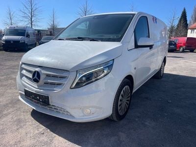 Gebraucht Mercedes Vito 190 PS (139 kW) 2015 Weiß Van