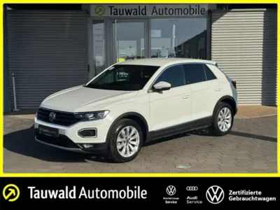 Second-hand VW T-Roc Sport 150 CP (110 kW) 2021 Alb SUV