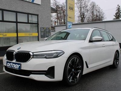 Weiß Gebraucht 2021 BMW 520 M Sport Kombi | 20.700 € (Fairer Preis)