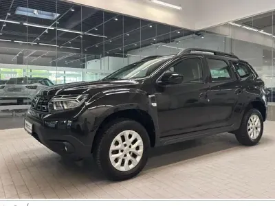 Gebraucht Dacia Duster Comfort 131 PS (96 kW) 2022 Perlmuttschwarz metallic SUV