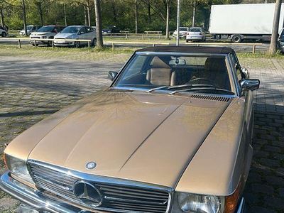 Usata Mercedes SL280 185 CV (136 kW) 1983 Oro Cabrio