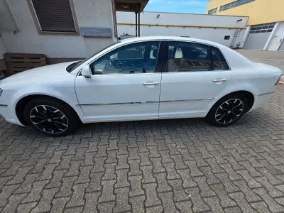 Gebraucht VW Phaeton 239 PS (175 kW) 2012 Weiß Limousine